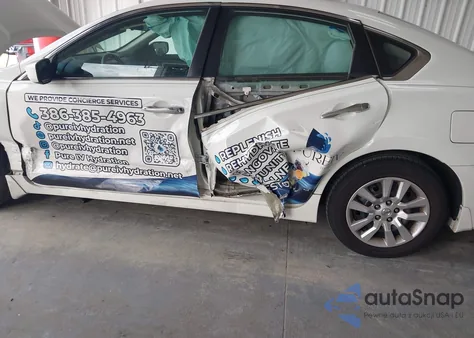 2018 Nissan Altima 2.5 S z USA, uszkodzony, nr VIN 1N4AL3AP6JC474937